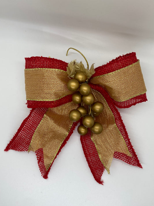 Standard Double Butterly with Accent